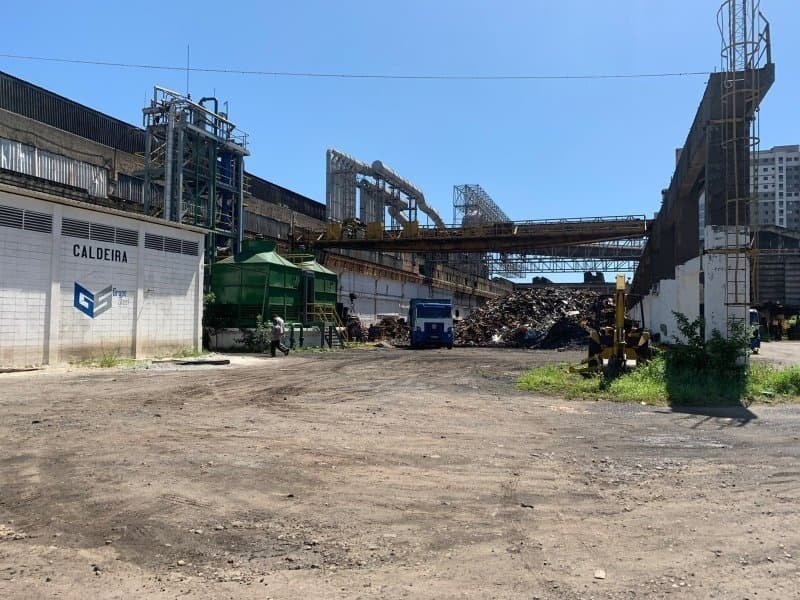 Foto 14 de 28: Comercial em leilão em Osasco - SP, bairro Centro — Imóvel Industrial para Incorporação, 175.586m², área edificada de 83.086m², Centro, Osasco/SP