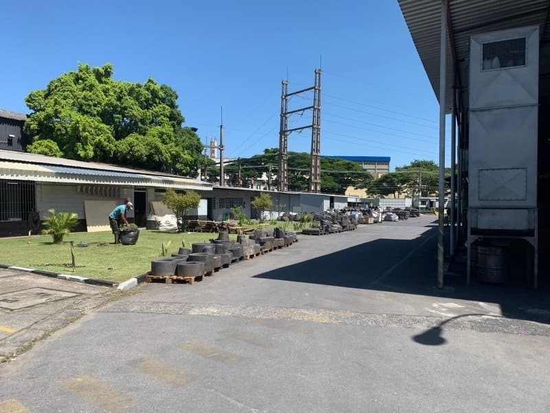 Foto 9 de 28: Comercial em leilão em Osasco - SP, bairro Centro — Imóvel Industrial para Incorporação, 175.586m², área edificada de 83.086m², Centro, Osasco/SP