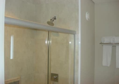 Foto 10 de 10: Apartamento em leilão em Campinas - SP, bairro Jardim do Lago Continuação — Suíte de Hotel, a.t 60,70m², a.p 19,75m², Hotel Contemporâneo, Campinas/SP