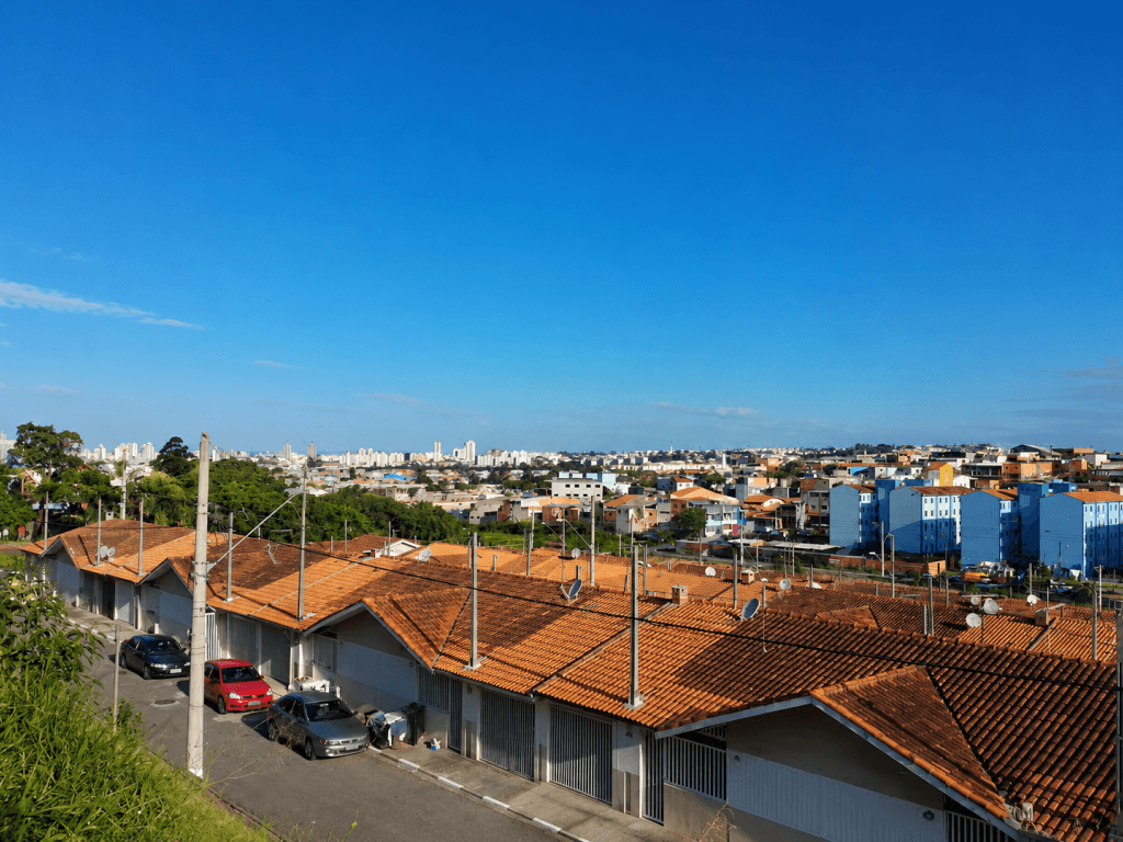 Foto 3 de 3: Casa em leilão em Poá - SP, bairro Vila Cleto — Imóvel Residencial, 171,295m²,Condomínio Residencial CAPRI, Poá/SP