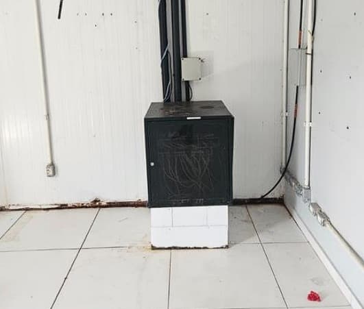 Foto 13 de 13: Comercial em leilão em Ilhéus - BA — Imóvel Comercial, 1.680m², Caixa D'água, Fortllev, 5.000L e Mini Rack, Cidade Nova, Ilhéus/BA