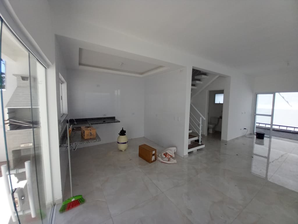 Foto 8 de 15: Casa em leilão em Itanhaém - SP, bairro Jardim São Fernando — Unidade Residencial em Condomínio no Litoral Paulista - Área Total de 87,397 m² – Itanhaém