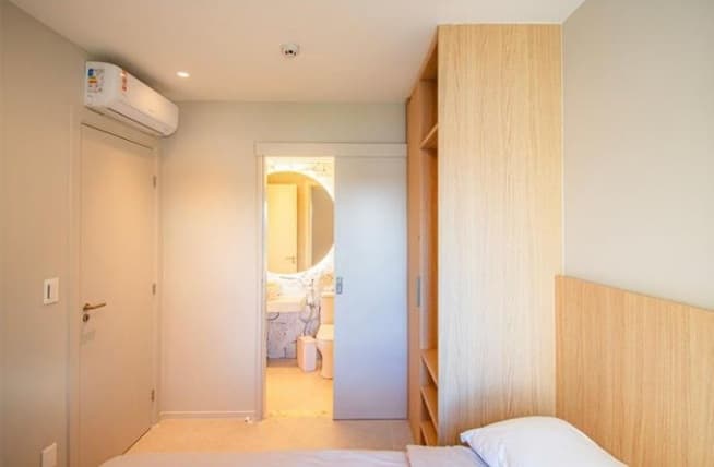 Foto 11 de 19: Apartamento em leilão em Camaçari - BA, bairro Barra do Jacuípe — Apartamento, 150m², Edifício Naia Guarajuba, Camaçari/BA