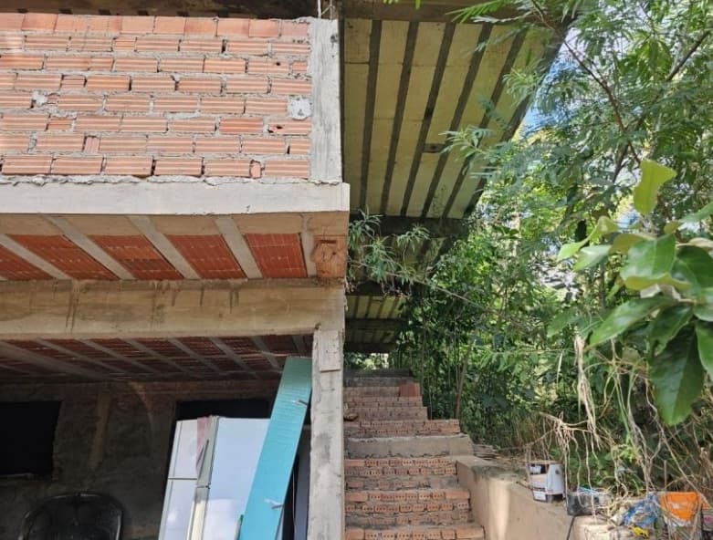 Foto 5 de 12: Terreno em leilão em Piracicaba - SP, bairro Jardim Monumento — Imóvel em Construção, 2.715,87m², Jardim Monumento, Piracicaba/SP