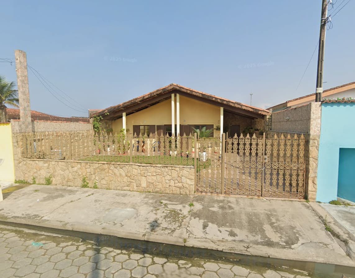 Casa em leilão em Itanhaém - SP, bairro Balneario Gaivotas — Sobrado Residecial, 456m², Balneario Gaivotas, Itanhaém/SP