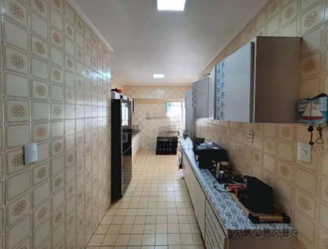 Foto 14 de 20: Apartamento em leilão em Guarujá - SP, bairro Vila Luis Antônio — Apartamento, 192,35m², VISTA MAR, 2 Vagas de garagem, Edifício Ilha Bela, Guarujá/SP