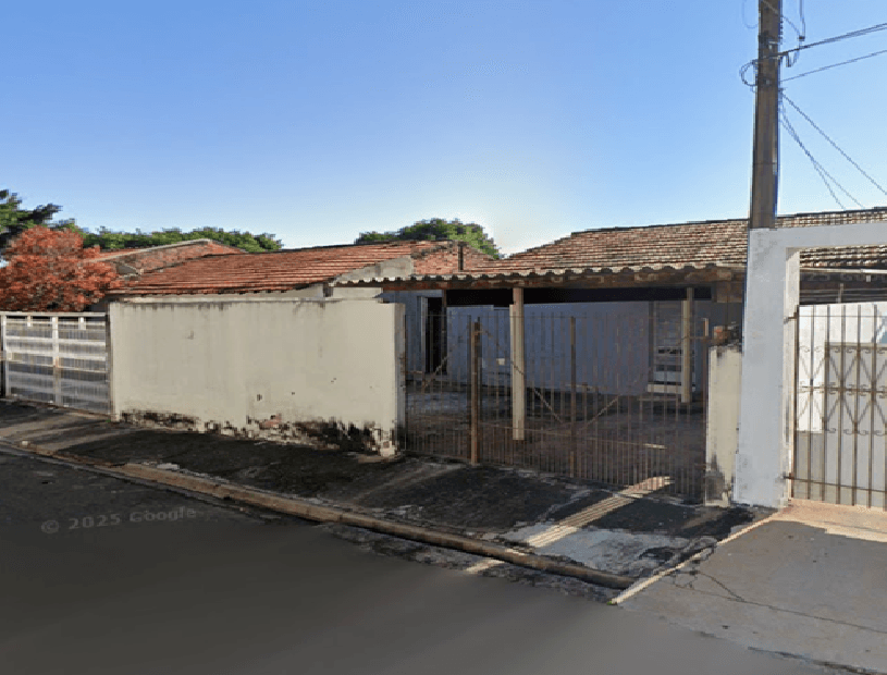 Foto 1 de 2: Casa em leilão em Piracicaba - SP — Imóvel Residencial nº 120 com Terreno de 199,97 m², Parque Residencial Taquaral, Piracicaba/SP.