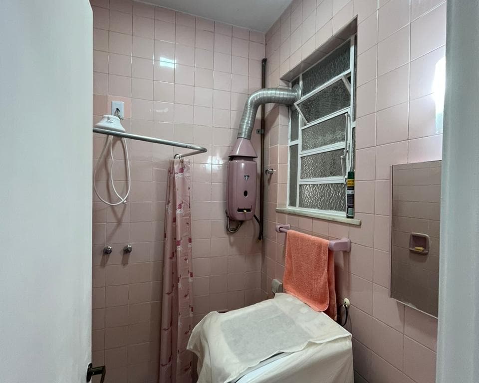 Foto 8 de 15: Apartamento em leilão em Rio De Janeiro - RJ, bairro Centro — Apartamento DESOCUPADO em condomínio Edifício Titan Senado, Rua do Senado n 311, Centro do Rio de Janeiro