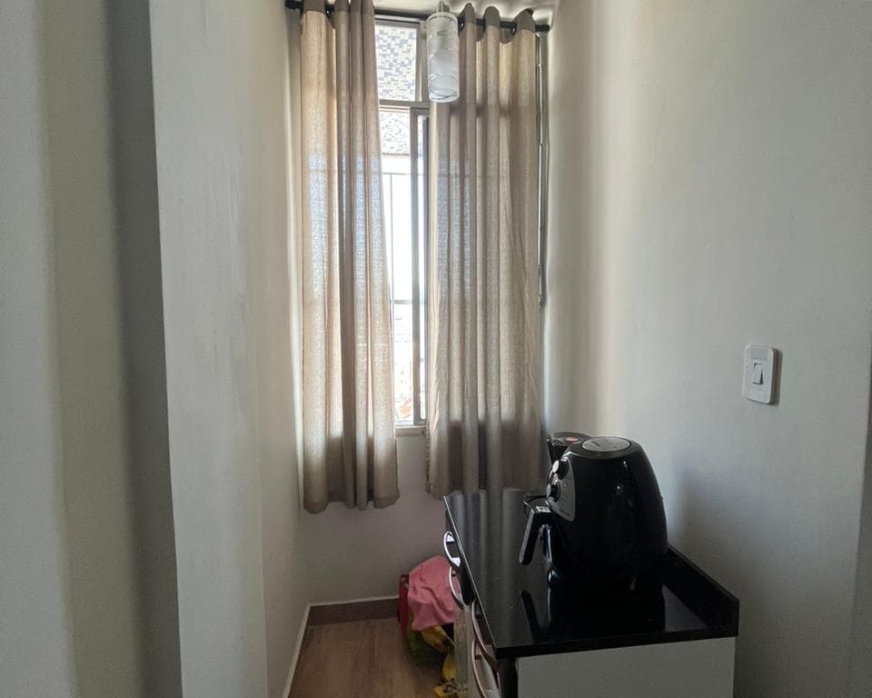 Foto 9 de 15: Apartamento em leilão em Rio De Janeiro - RJ, bairro Centro — Apartamento DESOCUPADO em condomínio Edifício Titan Senado, Rua do Senado n 311, Centro do Rio de Janeiro