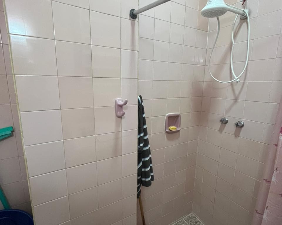 Foto 13 de 15: Apartamento em leilão em Rio De Janeiro - RJ, bairro Centro — Apartamento DESOCUPADO em condomínio Edifício Titan Senado, Rua do Senado n 311, Centro do Rio de Janeiro
