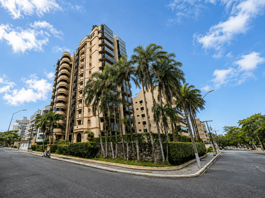 Foto 3 de 3: Apartamento em leilão em Guarujá - SP — Apartamento, 103,286m², 2 Vagas de Garagem, EdifícioPonta do Arpoador, Guarujá/SP