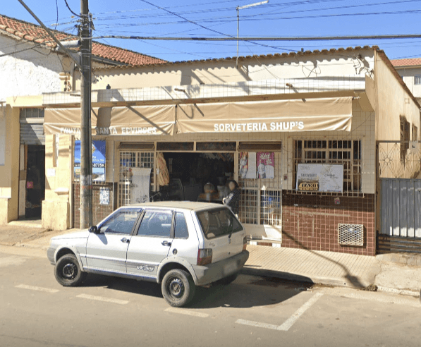 Comercial em leilão em Careaçu - MG, bairro Centro — Imóvel Comercial, 162m², Centro, Careaçu/MG