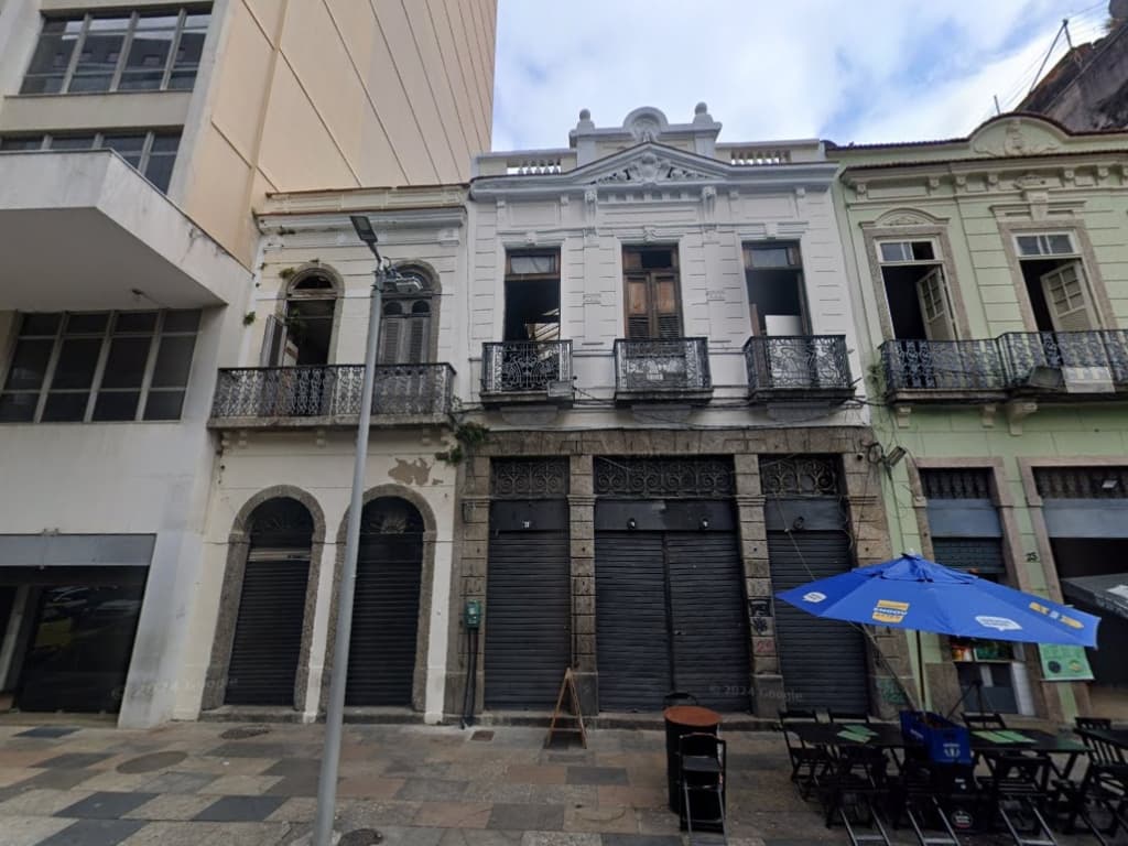 Foto 1 de 3: Casa em leilão em Rio De Janeiro - RJ — Imóveis Comerciais, Centro, Rio de Janeiro/RJ