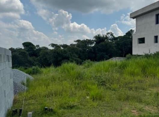 Foto 2 de 6: Terreno em leilão em Santana De Parnaíba - SP, bairro Jardim Bandeirantes — Lote de Terreno, a.t 560m², Condomínio Altavis Aldeia, Santana de Parnaíba/SP
