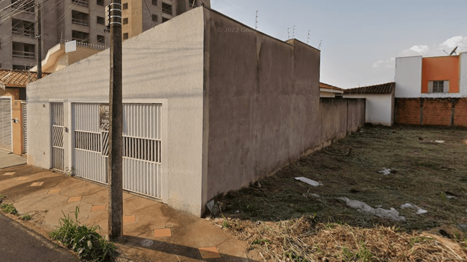 Foto 1 de 2: Terreno em leilão em São Carlos - SP, bairro Parque Santa Felicia Jardim — Imóvel residencial, de 300 m², a.c. 150 m², São Carlos/SP