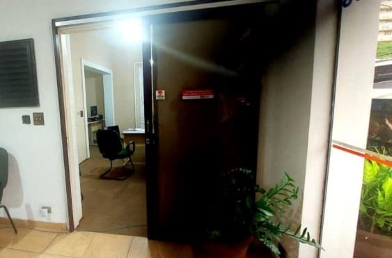 Foto 3 de 18: Comercial em leilão em Guarujá - SP — Imóvel Comercial, 211,92m², Vila Maia, Guarujá/SP