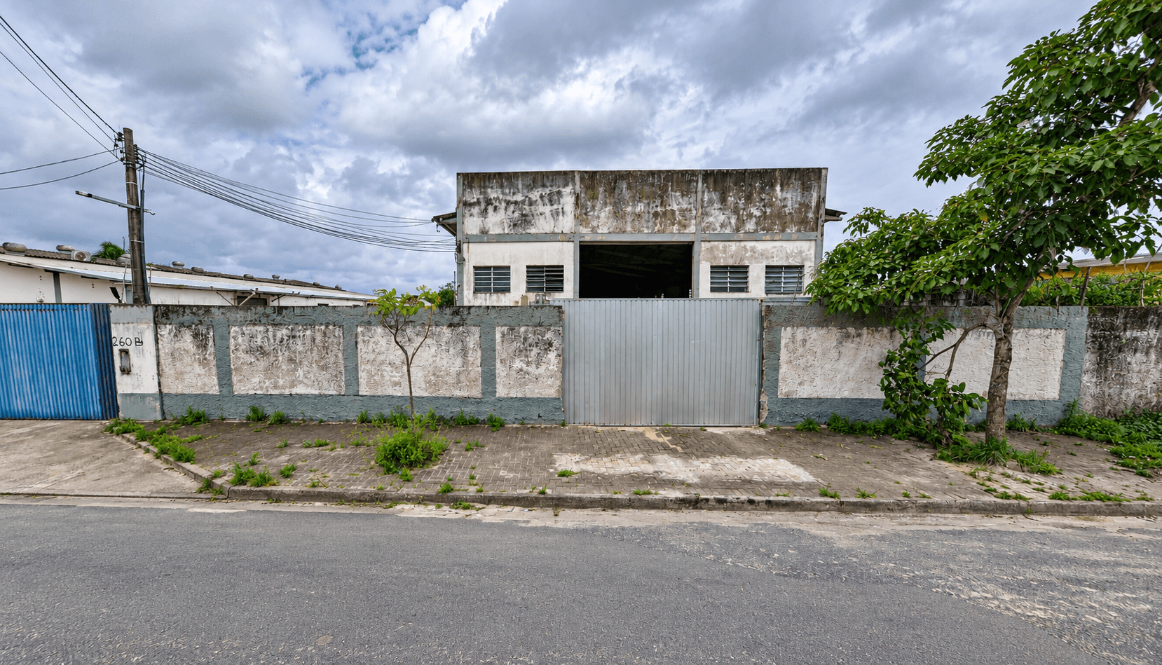 Comercial em leilão em Itanhaém - SP — Imóvel Industrial, 685m², Cibratel, Itanhém/SP