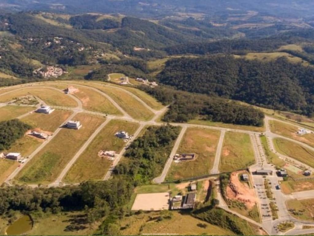 Foto 3 de 3: Terreno em leilão em Santana De Parnaíba - SP — Lote de Terreno, 490,00m², Res. Comer. Serra do Sol, Chácara Boa Vista, Santana de Parnaíba/SP