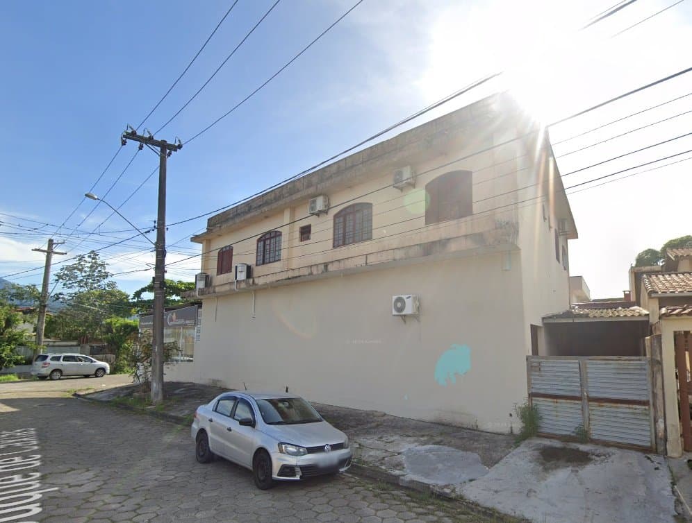 Foto 3 de 6: Comercial em leilão em Peruíbe - SP, bairro Jardim Ribamar — 3 imóveis, Comercial e Residenciais, 440m², Jardim Ribamar, Peruíbe/SP
