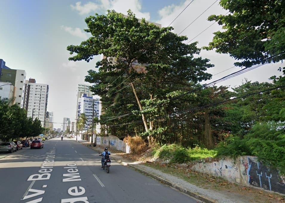 Foto 3 de 4: Terreno em leilão em Jaboatão Dos Guararapes - PE — Lote de Terreno, 390m², Guararapes/PE