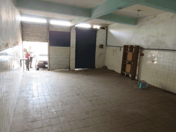 Foto 7 de 31: Comercial em leilão em Santana De Parnaíba - SP — Imóvel Residencial e Comercial, 392m², Jardim Silvio, Santana de Parnaíba/SP