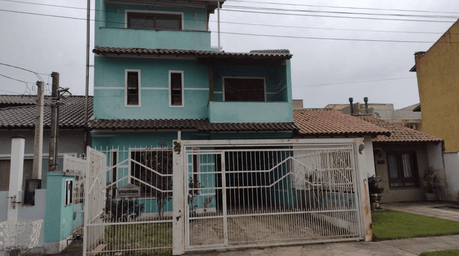 Casa em leilão em Porto Alegre - RS, bairro Hípica — Casa, com área superficial de 140m², Hípica, Porto Alegre/RS