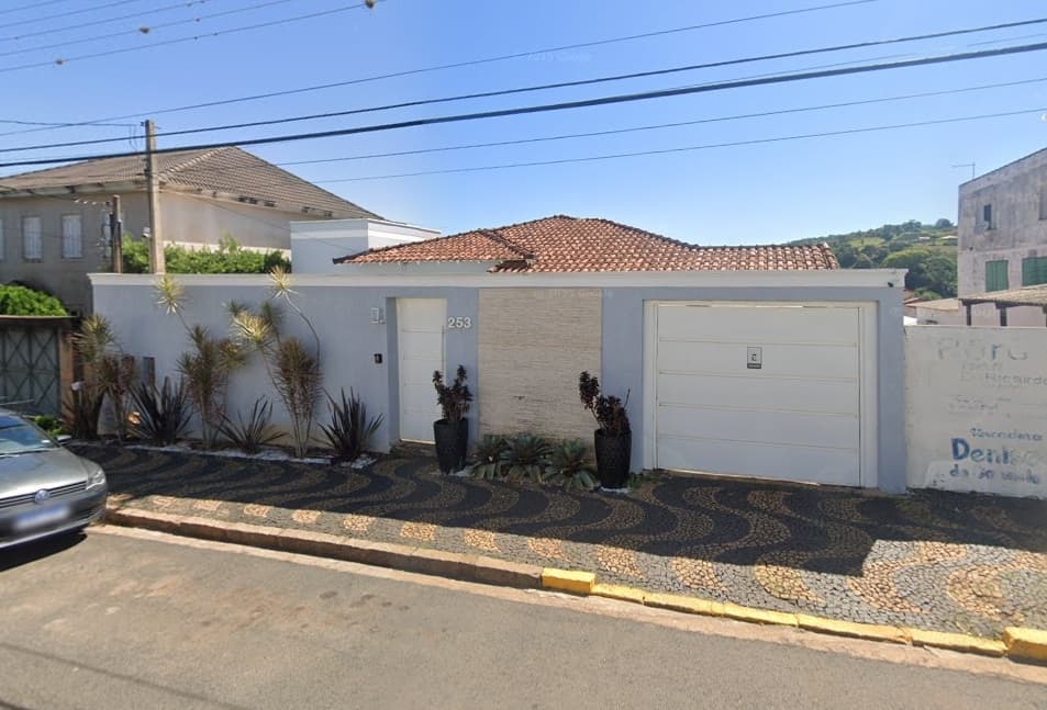 Foto 1 de 3: Terreno em leilão em São Sebastião Da Grama - SP — Imóvel Residencial, 211m², São Sebastião da Grama/SP