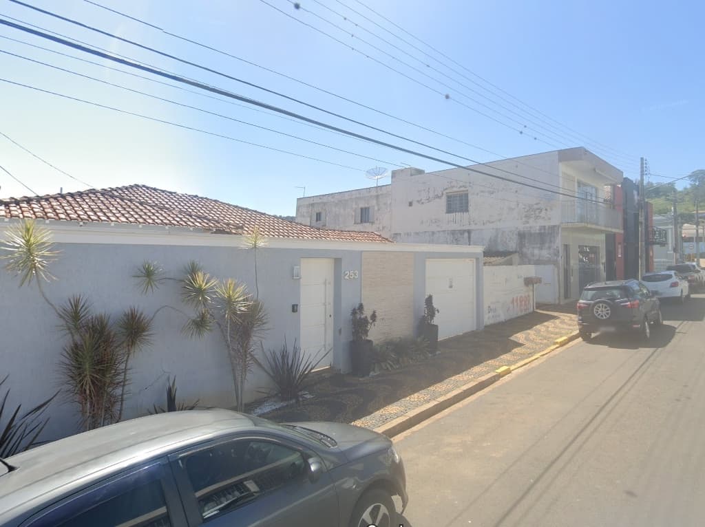 Foto 2 de 3: Terreno em leilão em São Sebastião Da Grama - SP — Imóvel Residencial, 211m², São Sebastião da Grama/SP
