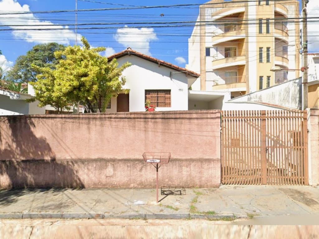 Foto 1 de 3: Terreno em leilão em São Carlos - SP, bairro Cidade Jardim — Casa, 180,00m², Cidade Jardim, São Carlos/SP