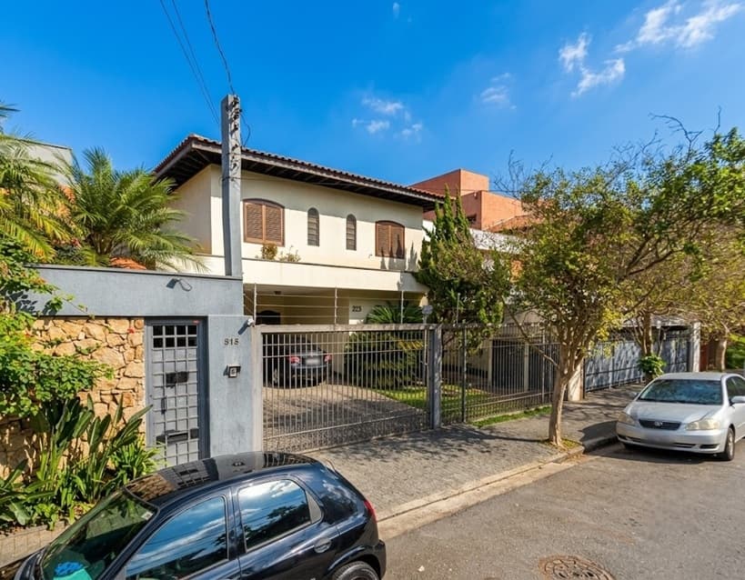 Foto 3 de 13: Casa em leilão em São Paulo - SP, bairro Jardim Paulistano — Sobrado, 417,24m², Bairro Jardim Paulistano, São Paulo/SP