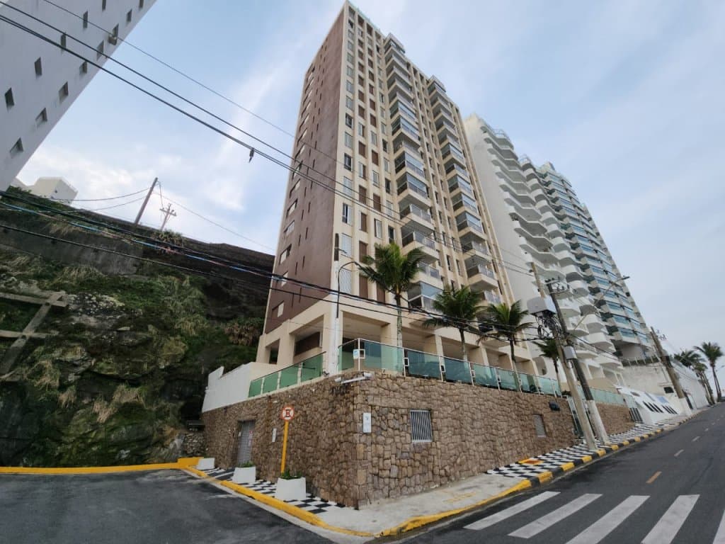 Foto 2 de 32: Apartamento em leilão em Guarujá - SP, bairro Pitangueiras — Apartamento, 119m², Edifício Nice, Pitangueiras, Guarujá/SP