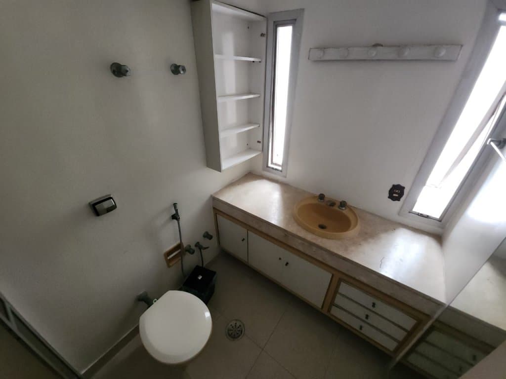 Foto 17 de 32: Apartamento em leilão em Guarujá - SP, bairro Pitangueiras — Apartamento, 119m², Edifício Nice, Pitangueiras, Guarujá/SP