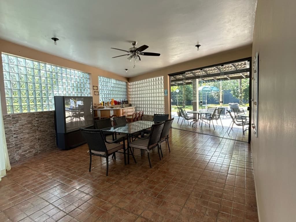 Foto 2 de 25: Casa em leilão em Guarujá - SP — Sobrado Residencial, ALTO PADRÃO, 1.275m², Marina Guarujá, Guarujá/SP