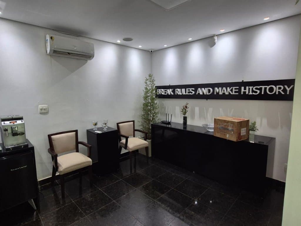 Foto 4 de 29: Casa em leilão em Campinas - SP, bairro Vila Elizabeth — Imóvel Comercial, 326m², Cambuí, Campinas/SP