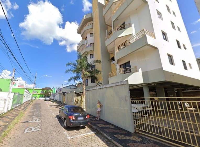 Foto 3 de 3: Apartamento em leilão em Valinhos - SP — Apartamento, 122m², Ed. Jasmin, Valinhos-SP