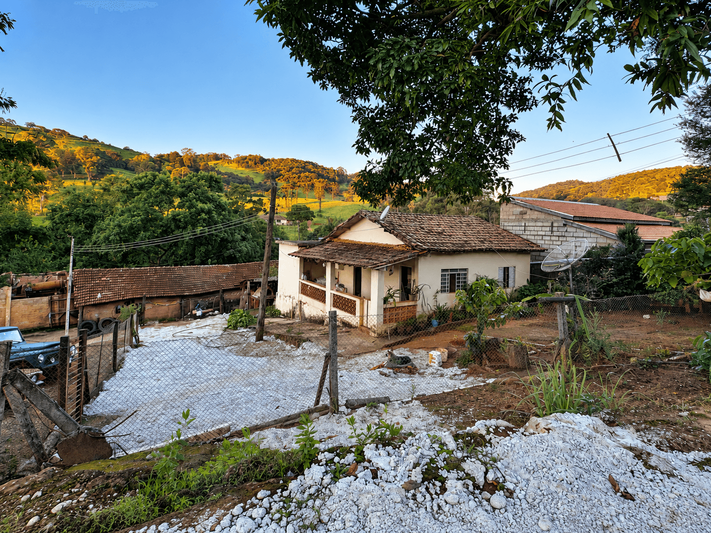 Foto 3 de 3: Terreno em leilão em Águas Da Prata - SP, bairro São Roque — Imóvel Residencial, 220,00m², Centro, Águas da Prata/SP