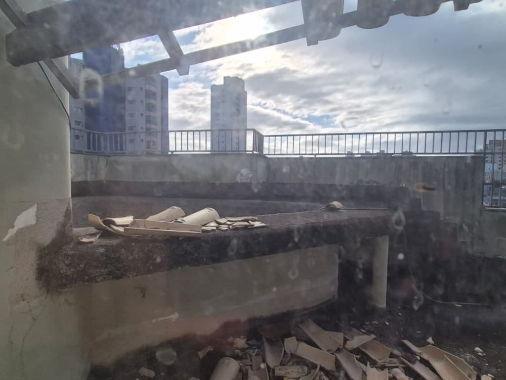 Foto 14 de 14: Apartamento em leilão em Guarujá - SP — Direitos QUITADOS, Cobertura, Apartamento, 191m², Piscina, Edifício Piatã, Enseada, Guarujá/SP