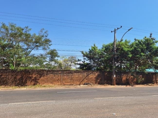 Foto 4 de 6: Comercial em leilão em Brasília - DF — Imóvel Comercial, 500m², SAAN, Brasília/DF