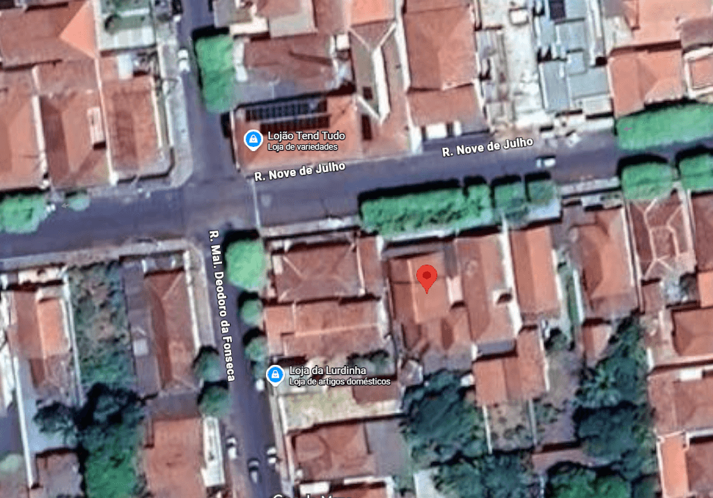 Casa em leilão em Palestina - SP, bairro Centro — Direitos do Imóvel Res., 3 Quartos, Varanda, Garagem, a.t 594,00m², a.c 494,00m², Palestina-SP.