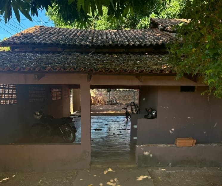 Casa em leilão em Nova Xavantina - MT, bairro Centro Oeste — Imóvel Residencial, 4 Kitnet's, Centro Oeste, Nova Xavantina/MT