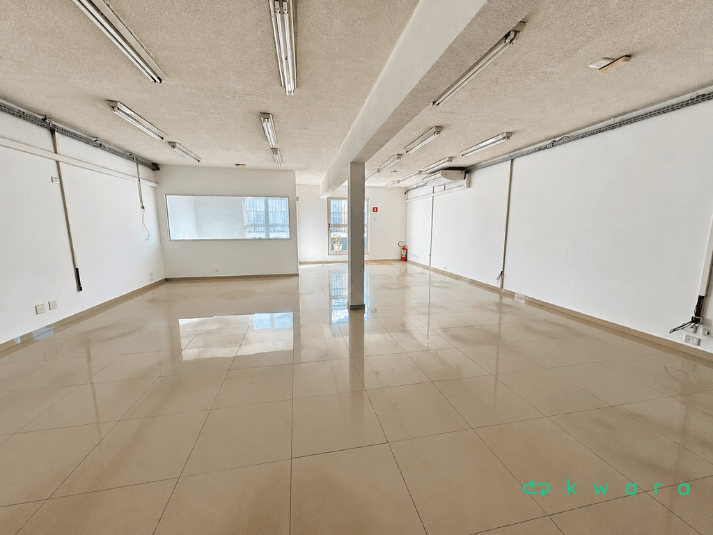 Foto 12 de 21: Comercial em leilão em Curitiba - PR, bairro Centro — Sala Comercial de 386,74,00 m² no Centro, Curitiba / PR