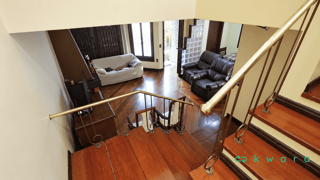 Foto 12 de 19: Casa em leilão em Porto Alegre - RS, bairro Jardim São Pedro — Sobrado de 163m² no Jardim São Pedro - Porto Alegre/RS