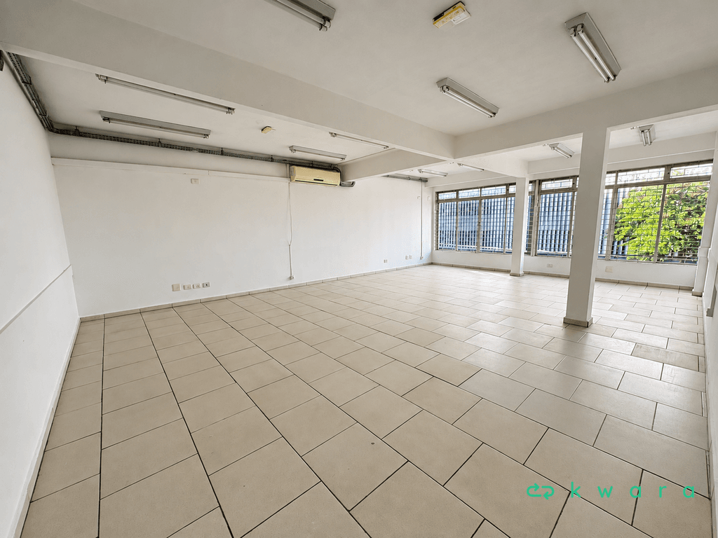 Foto 8 de 21: Comercial em leilão em Curitiba - PR, bairro Centro — Sala Comercial de 386,74,00 m² no Centro, Curitiba / PR