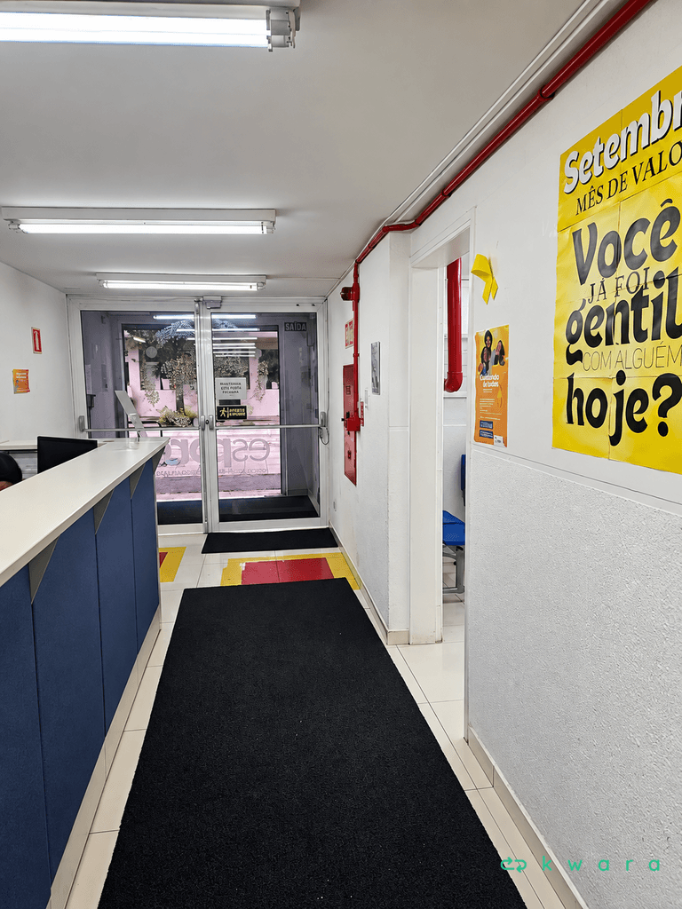 Foto 6 de 21: Comercial em leilão em Curitiba - PR, bairro Centro — Sala Comercial de 386,74,00 m² no Centro, Curitiba / PR