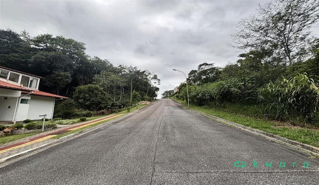 Foto 3 de 5: Terreno em leilão em São José - SC, bairro Roçado — Terreno de 481,19 m² em Roçado, São José / SC