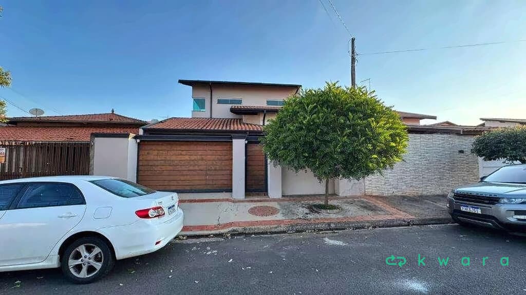 Foto 1 de 7: Casa em leilão em Jaguariúna - SP — Casa de 242,40 m² no Loteamento Jardim Europa, Jaguariúna / SP