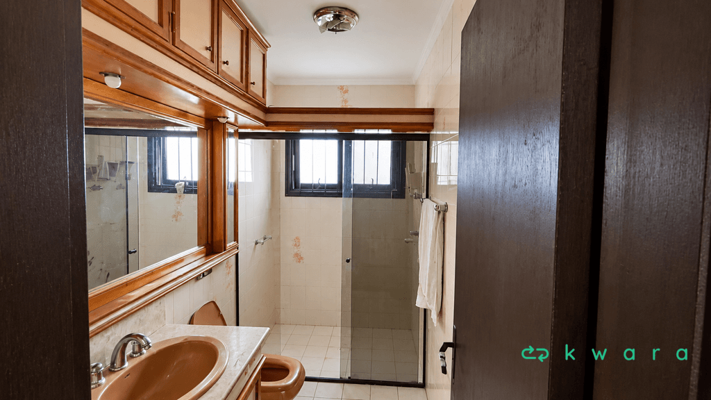 Foto 19 de 19: Casa em leilão em Porto Alegre - RS, bairro Jardim São Pedro — Sobrado de 163m² no Jardim São Pedro - Porto Alegre/RS