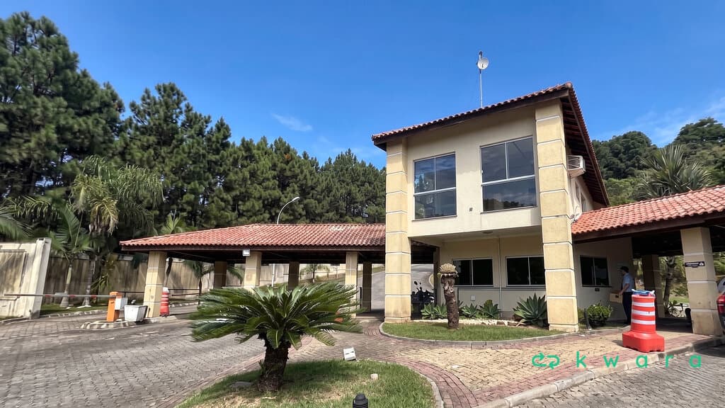 Foto 1 de 5: Terreno em leilão em São José - SC, bairro Roçado — Terreno de 481,19 m² em Roçado, São José / SC