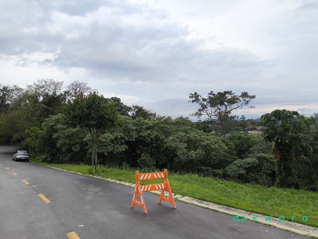 Foto 13 de 20: Terreno em leilão em Cotia - SP, bairro Granja Vianna — Leilão de terreno com 625m² de área total em Cotia/SP