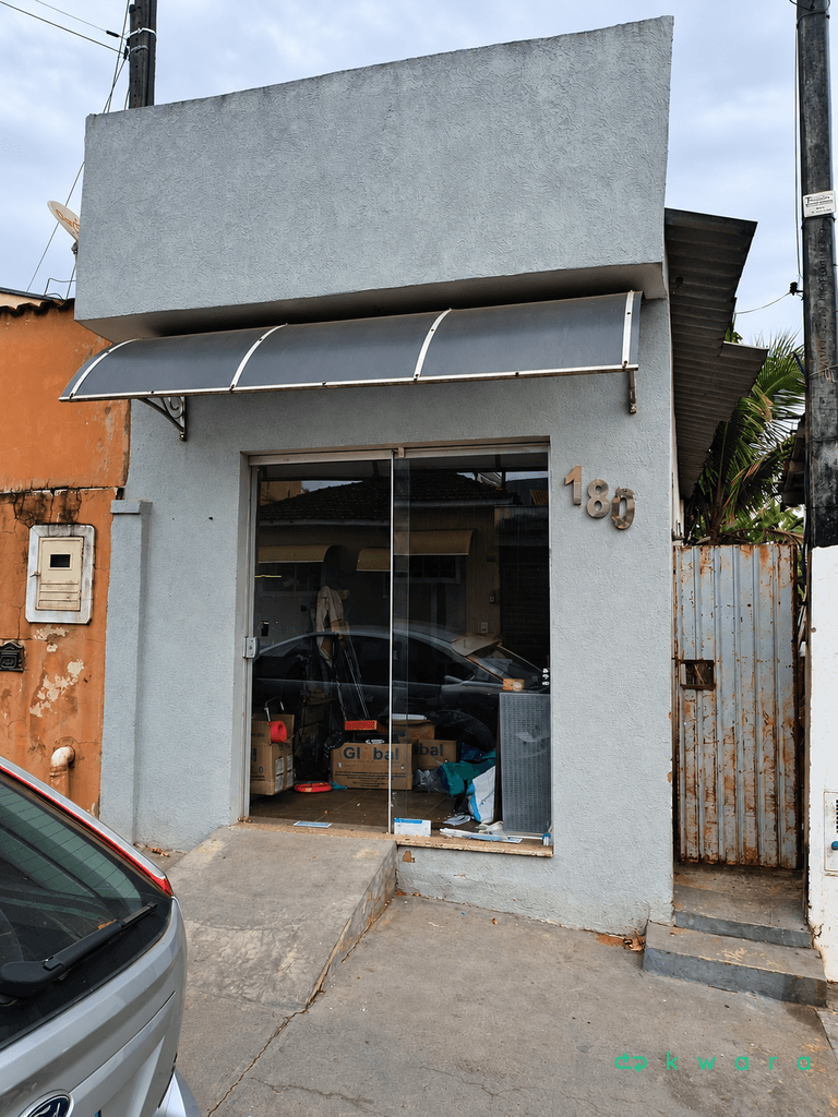 Foto 2 de 23: Comercial em leilão em Santa Rosa De Viterbo - SP, bairro Centro — 2 salas comerciais com 85m² de área construída em Santa Rosa de Viterbo/SP